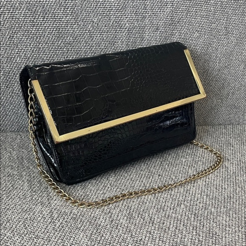 Forever 21 Black Croc-Embossed Clutch with Gold Chain
